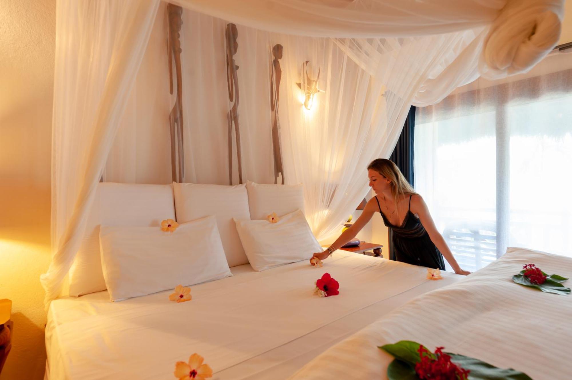 Nosy Be Hotel & Spa Ambondrona  Buitenkant foto