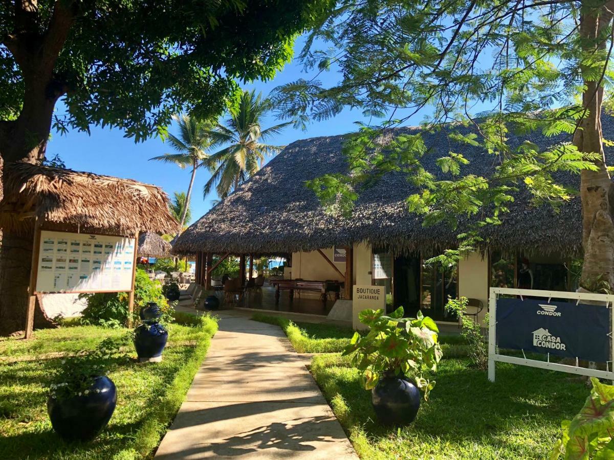 Nosy Be Hotel & Spa Ambondrona  Buitenkant foto